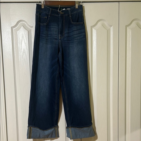 Halara flex high waisted multiple pockets, rolled him wide leg stretching knit - Picture 6 of 10